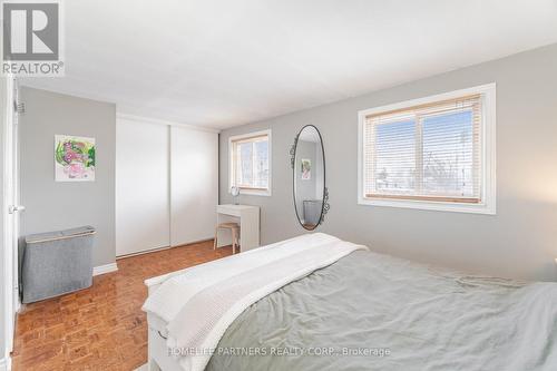 7695 Priory Crescent, Mississauga, ON - Indoor Photo Showing Bedroom