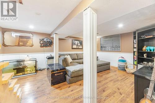 7695 Priory Crescent, Mississauga, ON - Indoor