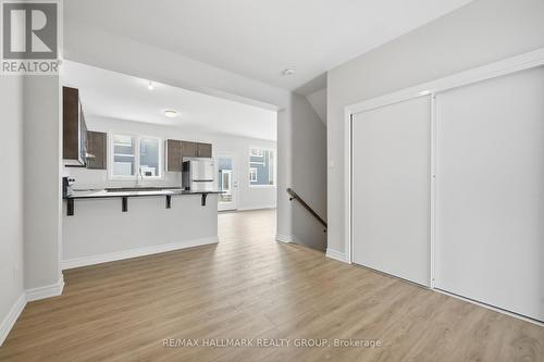 216 Ryan Reynolds Way, Ottawa, ON - Indoor