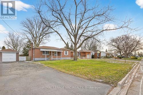 430 CLARE AVENUE  Welland (Prince Charles), ON L3C 3B3