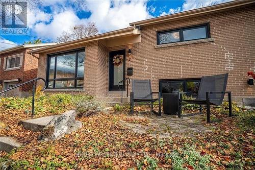 7 Glenmorris Drive, Hamilton, ON - Outdoor With Exterior