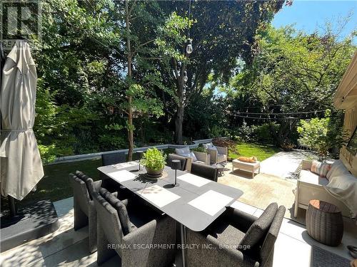 7 Glenmorris Drive, Hamilton, ON - Outdoor With Deck Patio Veranda