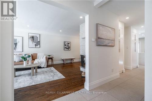 7 Glenmorris Drive, Hamilton, ON - Indoor Photo Showing Other Room