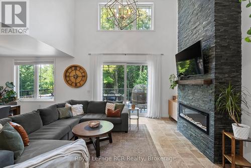 39626 Glenannon Road, Morris Turnberry (Turnberry), ON - Indoor Photo Showing Living Room With Fireplace