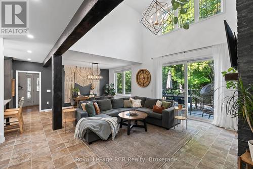 39626 Glenannon Road, Morris Turnberry (Turnberry), ON - Indoor