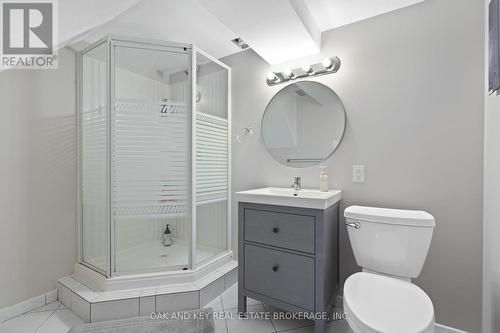 143 Golfview Road, London South (South Q), ON - Indoor Photo Showing Bathroom