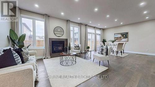 1395 Lawson Road, London North (North I), ON - Indoor With Fireplace