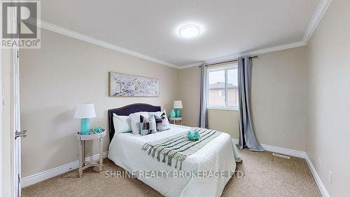 1395 Lawson Road, London North (North I), ON - Indoor Photo Showing Bedroom