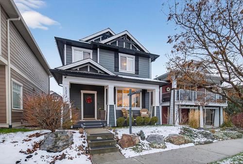 1273 Bergamot Avenue, Kelowna, BC - Outdoor With Deck Patio Veranda With Facade