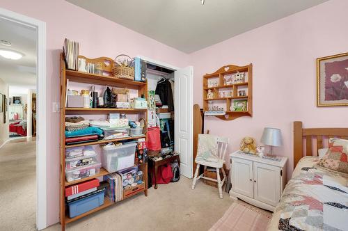 361 Wyndhaven Place, Clearwater, BC - Indoor Photo Showing Bedroom