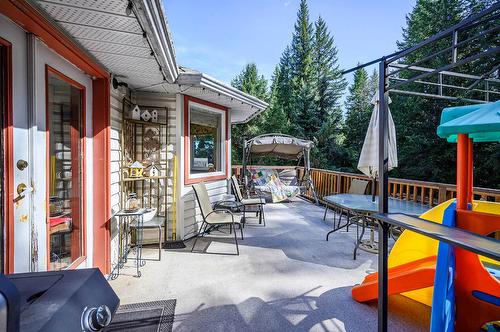 361 Wyndhaven Place, Clearwater, BC - Outdoor With Exterior