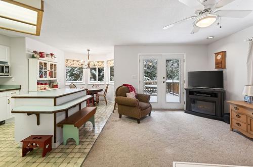 361 Wyndhaven Place, Clearwater, BC - Indoor Photo Showing Other Room