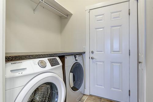 9829 Crimson Road, Lake Country, BC - Indoor Photo Showing Laundry Room