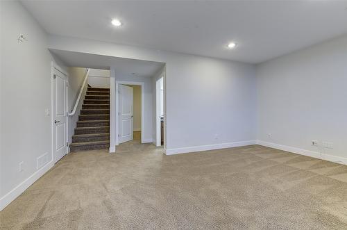 9829 Crimson Road, Lake Country, BC - Indoor Photo Showing Other Room