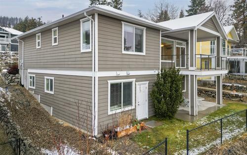 9829 Crimson Road, Lake Country, BC - Outdoor