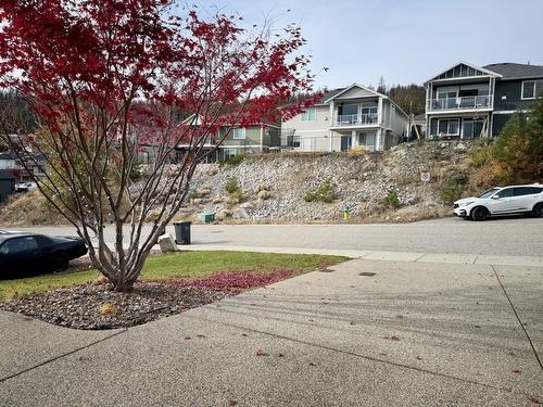 9829 Crimson Road, Lake Country, BC - Outdoor