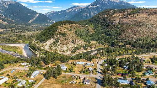 9145 Cascade Street, Elko, BC 