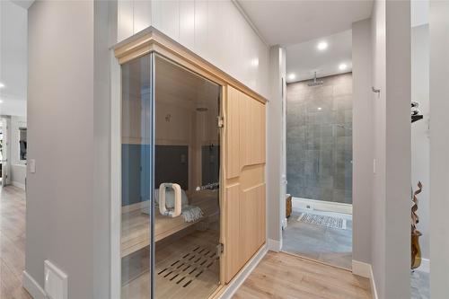 608 Mt Ida Crescent, Coldstream, BC - Indoor