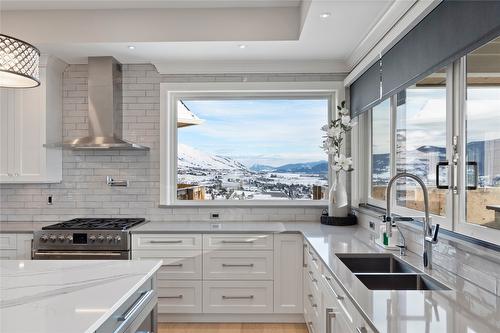 608 Mt Ida Crescent, Coldstream, BC - Indoor Photo Showing Kitchen With Double Sink With Upgraded Kitchen