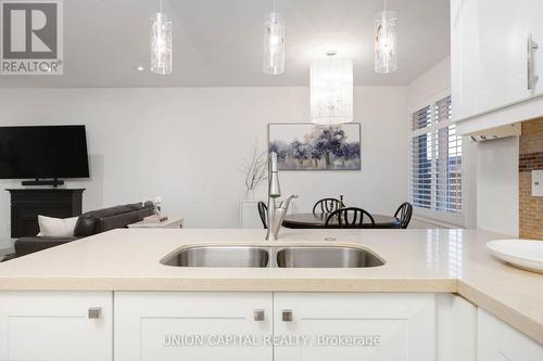 526 Church Street, Markham, ON - Indoor Photo Showing Kitchen With Double Sink