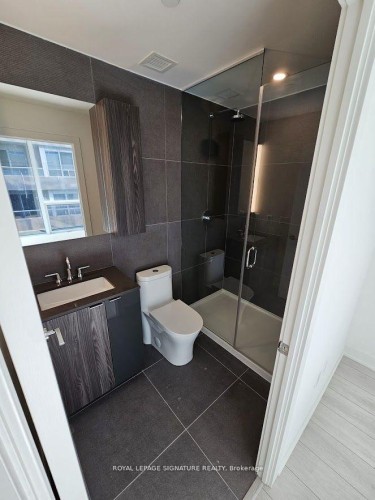 511-15 Mercer Street, Toronto, ON - Indoor Photo Showing Bathroom
