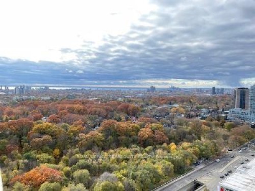 2511-400 Walmer Road, Toronto, ON - Outdoor With View