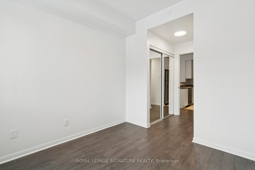 110-5705 Long Valley Road, Mississauga, ON - Indoor Photo Showing Other Room