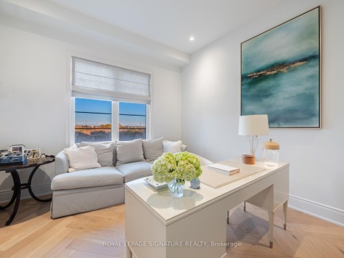 1335 Britton Crescent, Milton, ON - Indoor Photo Showing Other Room