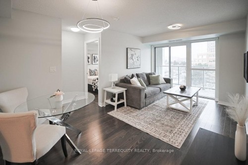 411-275 Yorkland Road, Toronto, ON - Indoor Photo Showing Living Room