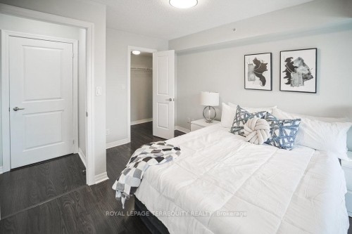 411-275 Yorkland Road, Toronto, ON - Indoor Photo Showing Bedroom