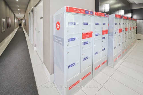 411-275 Yorkland Road, Toronto, ON - Indoor