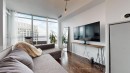 3403-215 Fort York Boulevard, Toronto, ON  - Indoor Photo Showing Living Room 