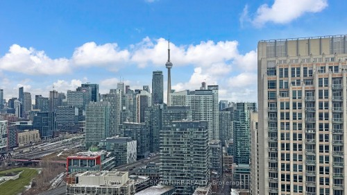 3403-215 Fort York Boulevard, Toronto, ON - Outdoor
