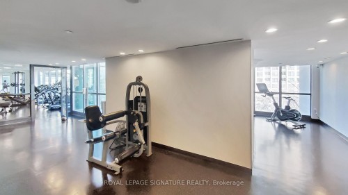 3403-215 Fort York Boulevard, Toronto, ON - Indoor Photo Showing Gym Room