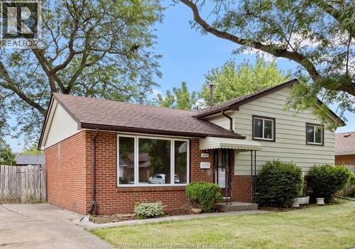 5440 Lyndon, Windsor, ON - Outdoor