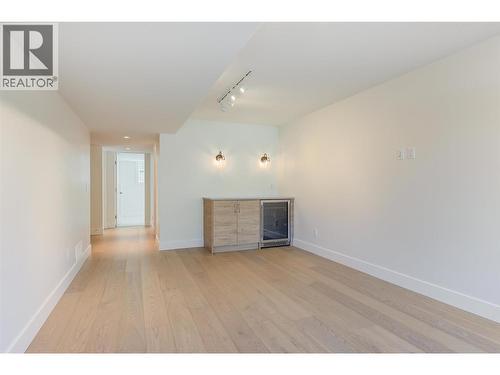 761 Barnaby Road, Kelowna, BC - Indoor Photo Showing Other Room