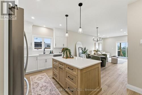 17 - 29 Weymouth Street, Woolwich, ON - Indoor Photo Showing Kitchen With Upgraded Kitchen