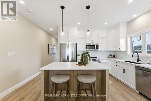 17 - 29 Weymouth Street, Woolwich, ON - Indoor Photo Showing Kitchen With Upgraded Kitchen