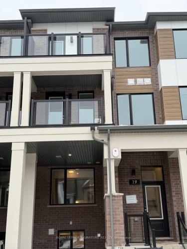 19 Kings Hill Drive, Brampton, ON - Outdoor With Balcony With Facade