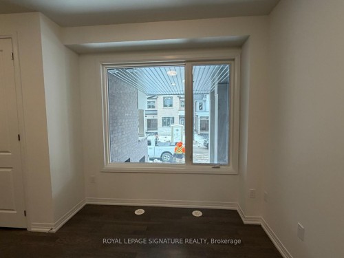 19 Kings Hill Drive, Brampton, ON - Indoor Photo Showing Other Room