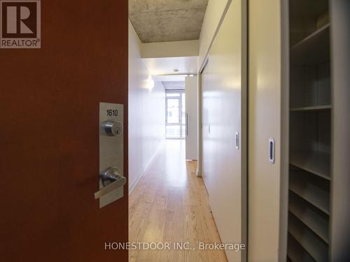 1610 - 324 Laurier Avenue W, Ottawa, ON - Indoor