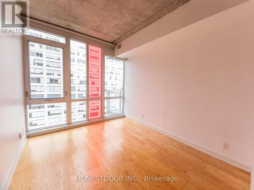 1610 - 324 Laurier Avenue W, Ottawa, ON - Indoor Photo Showing Bathroom