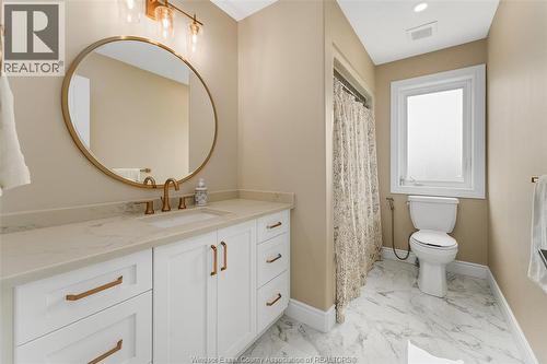 4523 Anderson, Lakeshore, ON - Indoor Photo Showing Bathroom