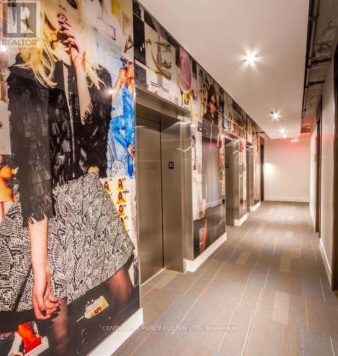 213 - 560 King Street W, Toronto, ON - Indoor Photo Showing Other Room