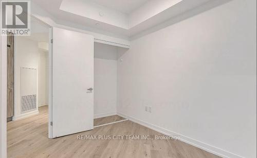7312 - 138 Downes Street, Toronto, ON - Indoor Photo Showing Other Room