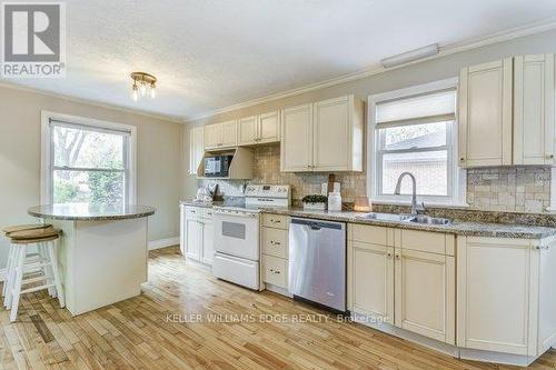 1216 De Quincy Crescent, Burlington, ON - Indoor Photo Showing Kitchen With Double Sink