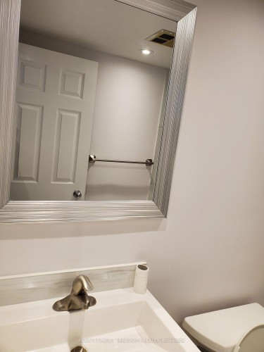 1405-99 Harbour Square, Toronto, ON - Indoor Photo Showing Bathroom