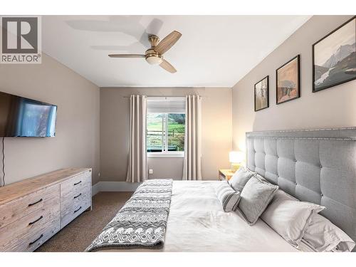 1769 Tower Ranch Drive, Kelowna, BC - Indoor Photo Showing Bedroom