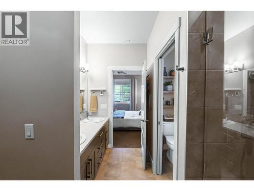 1769 Tower Ranch Drive, Kelowna, BC - Indoor Photo Showing Bathroom