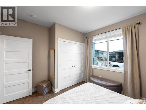 1769 Tower Ranch Drive, Kelowna, BC - Indoor Photo Showing Bedroom